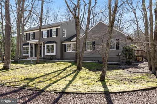 10 Lexington Ct, Shamong, NJ, 08088-8936 | Card Image
