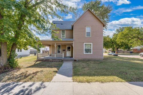 501 Old Main St, Newton, KS, 67114-4313 | Card Image