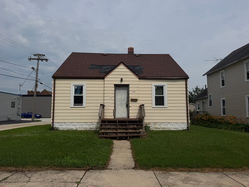 148 S Prairie Ave, Bradley, IL, 60915-2036 | Card Image
