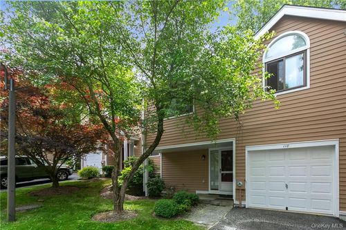 118-118 Stone Bridge Sq, Chappaqua, NY, 10514-3717 | Card Image