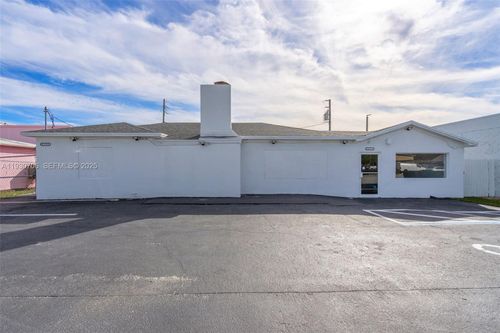 8930 Sw 40th St, Miami, FL, 33165-5304 | Card Image