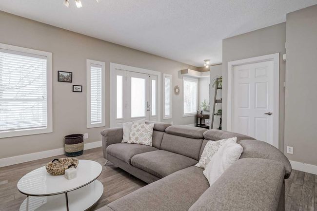 260 Chaparral Ridge Cir Se, House other with 4 bedrooms, 4 bathrooms and 2 parking in Calgary AB | Image 7