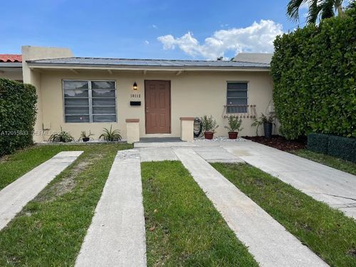 10112 Sw 20th St, Miami, FL, 33165-7404 | Card Image