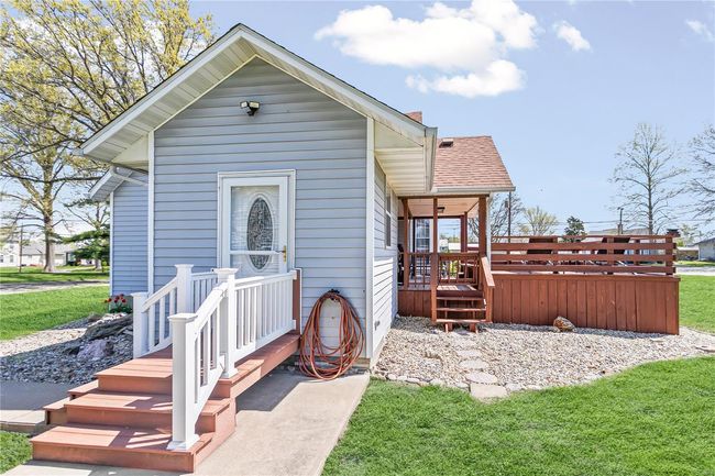 708 N Giddings Ave, House other with 3 bedrooms, 2 bathrooms and 2 parking in Jerseyville IL | Image 64