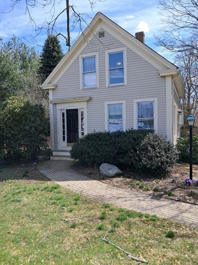 27 Hill St, House other with 3 bedrooms, 2 bathrooms and 4 parking in Raynham MA | Image 29