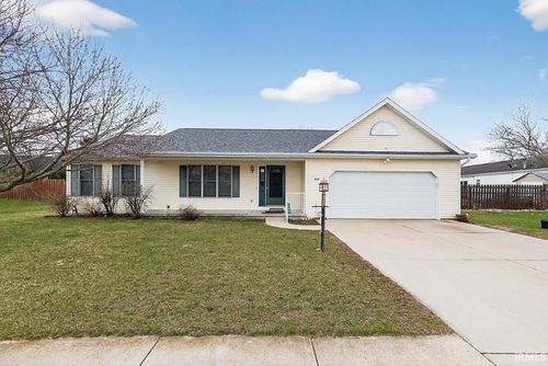 908 Tramore Cir, Goshen, IN, 46526-6125 | Card Image