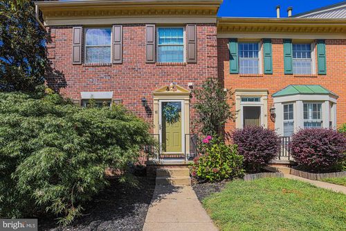 16 Meadow Run Ct, SPARKS GLENCOE, MD, 21152-9252 | Card Image