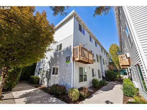 39-217 Ne 146th Ave, Portland, OR, 97230-4264 | Card Image