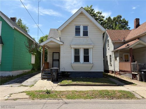 1096 E 72nd St, Cleveland, OH, 44103-1908 | Card Image
