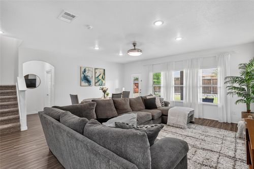6404 Cheshire St, Aubrey, TX, 76227-2388 | Card Image