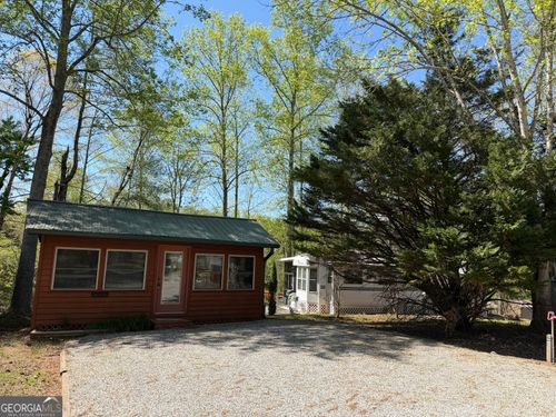 111 Maple Wood Ln, Cleveland, GA, 30528-2194 | Card Image