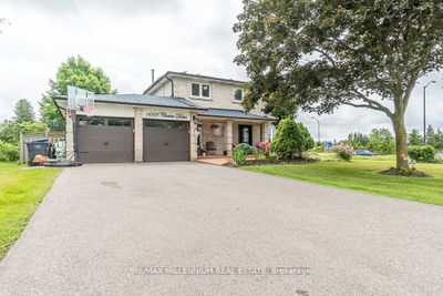 1698 Chester Dr, House other with 4 bedrooms, 4 bathrooms and 8 parking in Caledon Village ON | Image 2