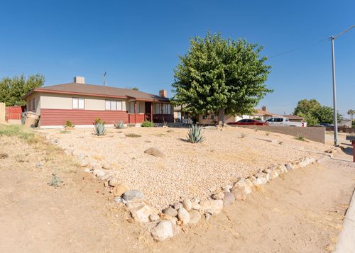 2209 Fairfax Road, Bakersfield, CA, 93306 | Card Image