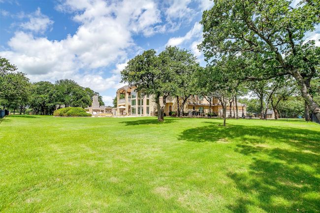 431 Sugar Tree Dr, House other with 5 bedrooms, 5 bathrooms and null parking in Lipan TX | Image 6