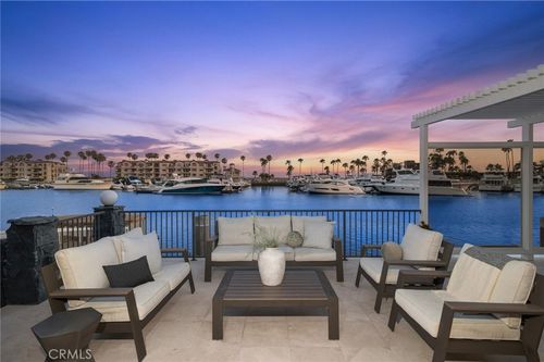 17033 Edgewater Drive, Huntington Beach, CA, 92649 | Card Image