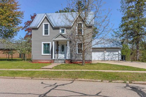 611 Shearer Street, WAUPACA, WI, 54981 | Card Image