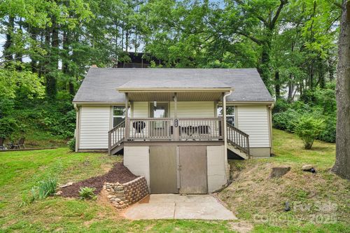 723 Richland Creek Rd, Clyde, NC, 28721-8978 | Card Image