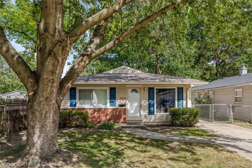 26450 Lorenz St, Madison Heights, MI, 48071-3754 | Card Image