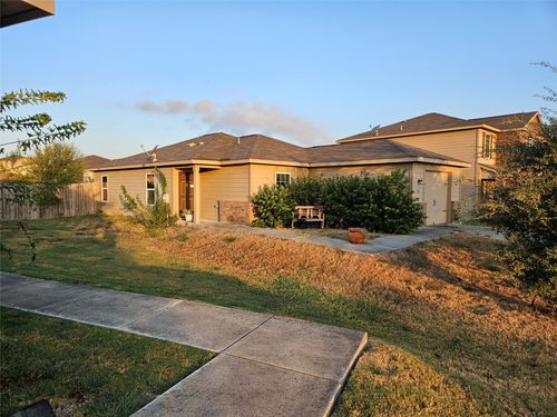 205 Millers Loop, Jarrell, TX, 76537-0365 | Card Image