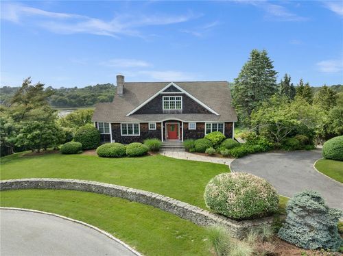 21 Ocean Heights Rd, Newport, RI, 02840-4225 | Card Image