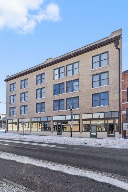 112-324 Park Central W, Springfield, MO, 65806-1245 | Card Image