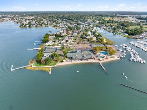 9 Sylvester Ct, Norwalk, CT, 06855-2613 | Card Image