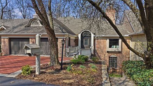 4451 Royal Ridge Way, Kettering, OH, 45429-1356 | Card Image