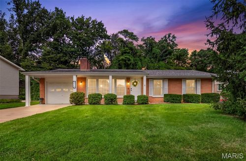313 Elmhurst Drive, St Charles, MO, 63301 | Card Image