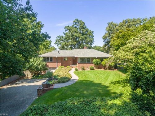 28 Laurel Wood Road, Newport News, VA, 23602 | Card Image
