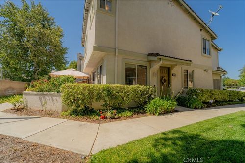 25409 Holly Beach Dr, Santa Clarita, CA, 91350-3351 | Card Image