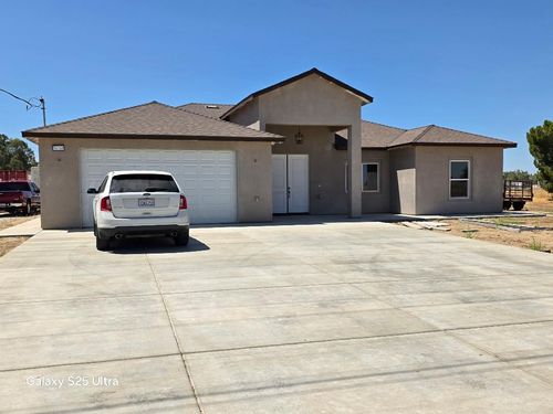 36768 Verde Ave, Madera, CA, 93636-8229 | Card Image