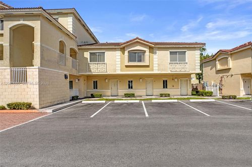 104a-7985 Nw 8th St, Miami, FL, 33126-2909 | Card Image