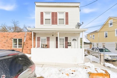 135 Dixon Ave, Paterson, NJ, 07501-2523 | Card Image