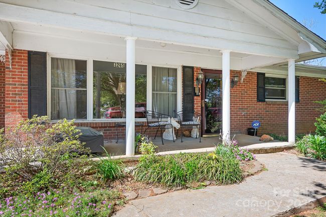 3265 W Innes St, House other with 4 bedrooms, 3 bathrooms and null parking in Salisbury NC | Image 4