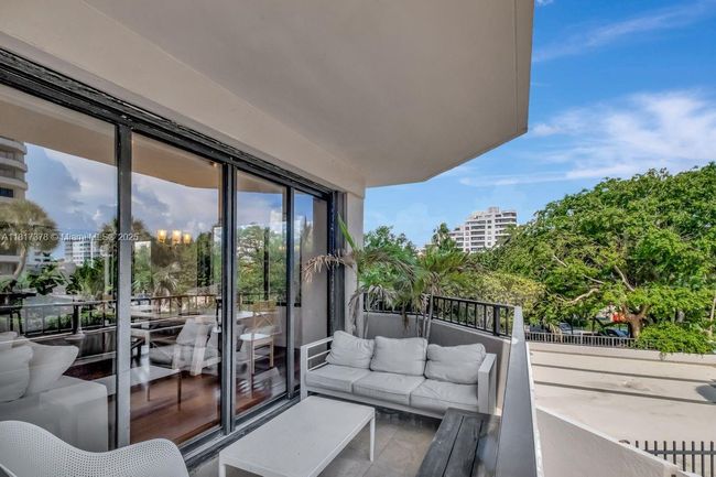 APT-200 - 201 Crandon Blvd, Condo with 3 bedrooms, 3 bathrooms and null parking in Key Biscayne FL | Image 12