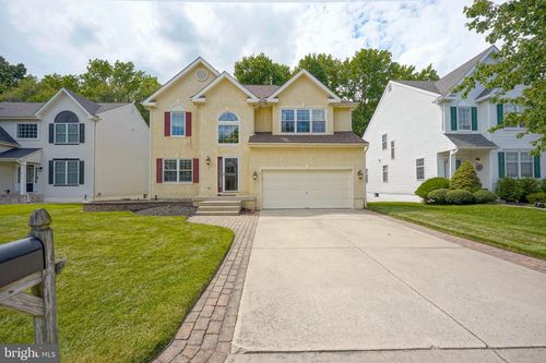 27 Wood View Dr, Mount Laurel, NJ, 08054-4515 | Card Image