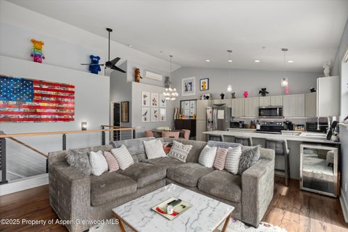 712 Evans Ct, Basalt, CO, 81621-8320 | Card Image