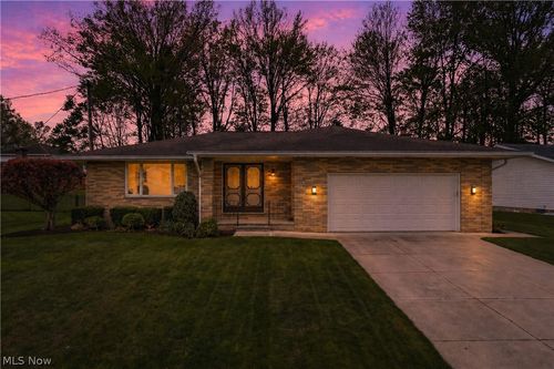 6968 Carol Drive, Independence, OH, 44131 | Card Image
