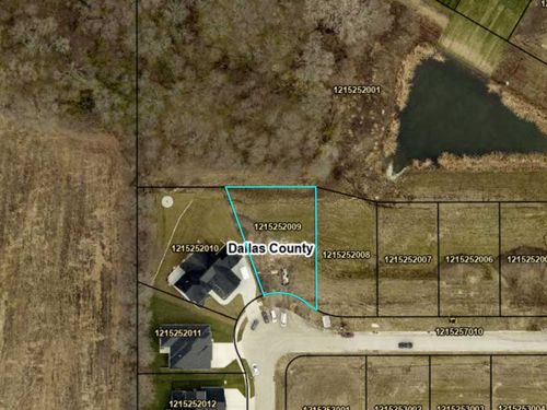17543 N Valley Dr, Urbandale, IA, 50322 | Card Image