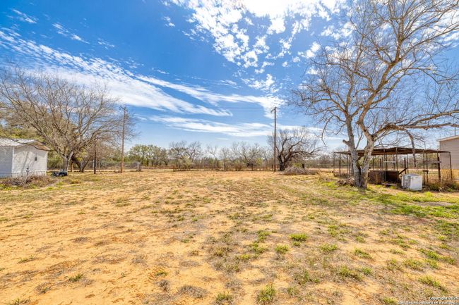 13934 N Interstate 35, House other with 3 bedrooms, 1 bathrooms and null parking in Moore TX | Image 26