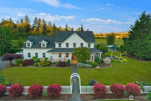 3605 214th Ave E, Lake Tapps, WA, 98391-9383 | Card Image