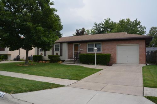 463 Denwood Dr S, Gahanna, OH, 43230-2015 | Card Image