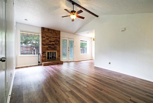 702 Twin Oak Trl, Cedar Park, TX, 78613-3725 | Card Image