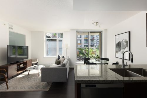 301-138 W 1st Ave, Vancouver, BC, V5Y0H5 | Card Image