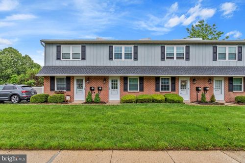 4536 Rosemarie Dr, Bensalem, PA, 19020-7811 | Card Image