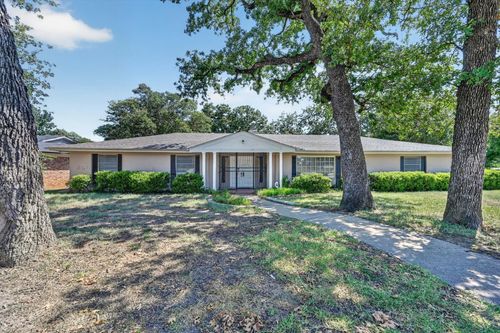 7200 Ellis Rd, Fort Worth, TX, 76112-4302 | Card Image