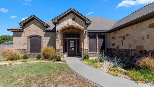 812 Eagle Crest Cv, Salado, TX, 76571-6670 | Card Image