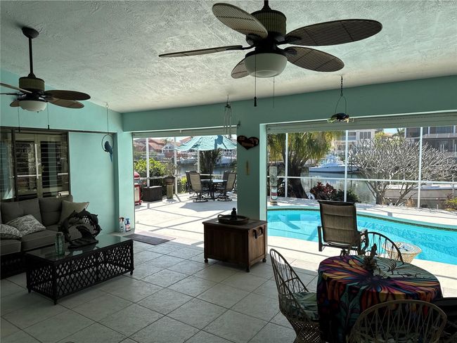 6319 Cocoa Ln, House other with 4 bedrooms, 2 bathrooms and null parking in APOLLO BEACH FL | Image 8