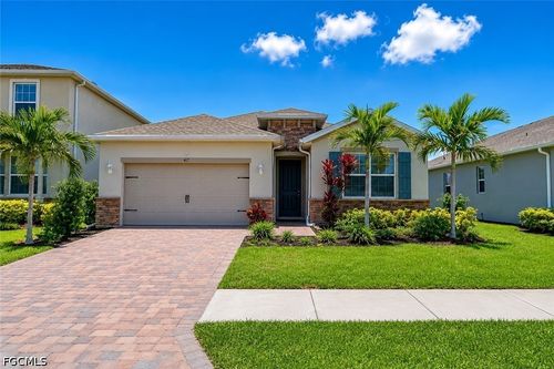 417 Coral Reef Pl, CAPE CORAL, FL, 33993-4507 | Card Image