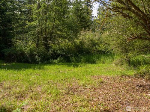 1486 Center Rd, Lopez Island, WA, 98261-8369 | Card Image